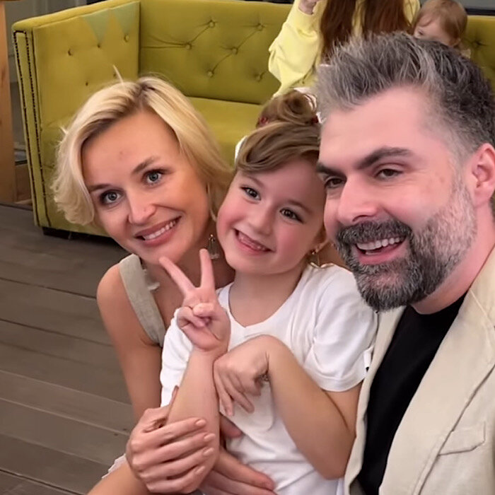 От 80 кг до 44: Полина Гагарина после двух разводов «справилась» и сияет в 39