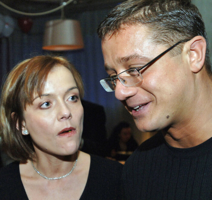 Он был «праздником» в жизни женщин, но «дружил с бутылкой» и поднимал руку на любимых: Как 51-летний Алексей Макаров после 5 браков и романа с 24-летней стюардессой наконец обрёл «самое спокойное счастье»