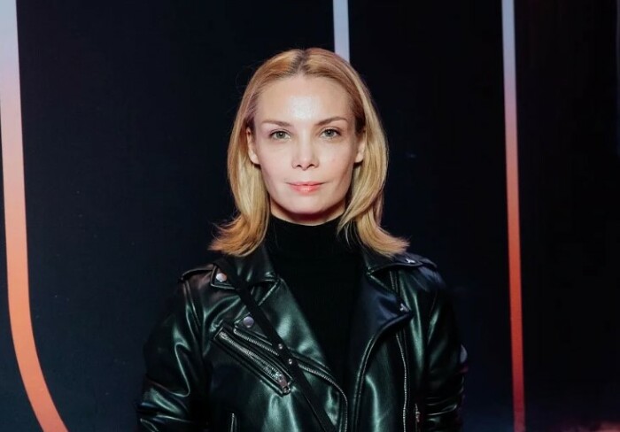 Разбитое сердце и два сына: 44-летняя Ольга Арнтгольц о том, почему «Сниматься в кино я смогу и в восемьдесят»