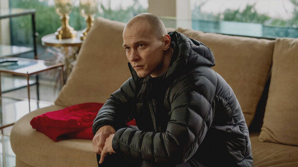 Глубина и харизма Юры Борисова в каждом кадре.