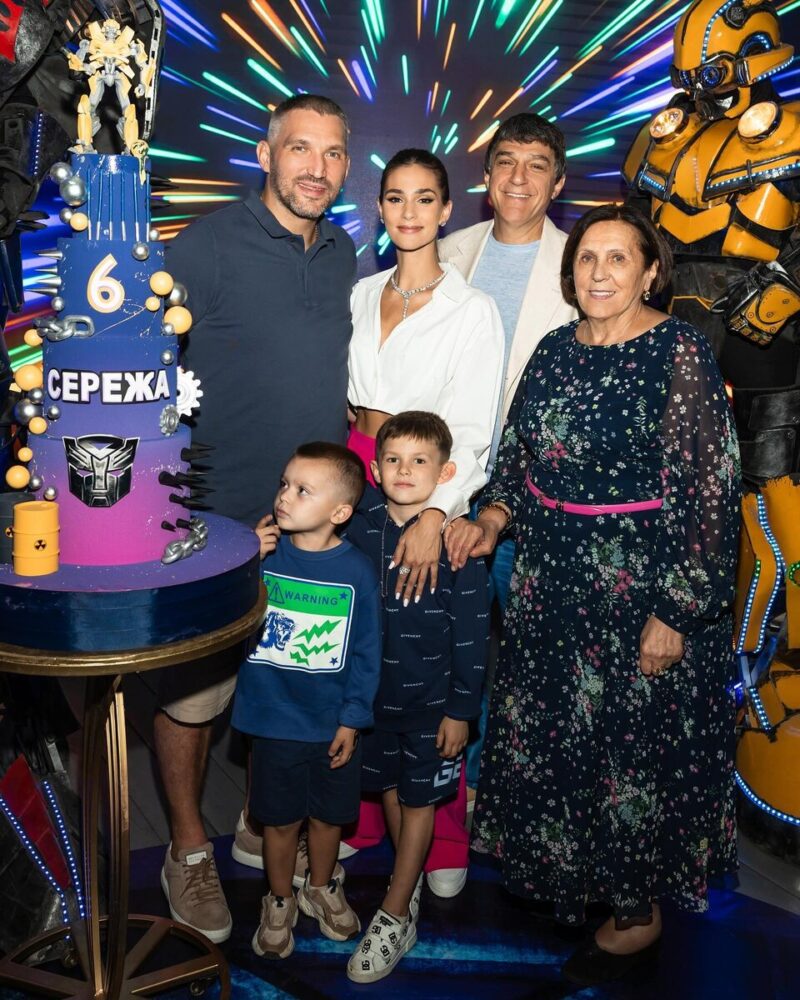 Анастасия Шубская и Александр Овечкин — одна из самых обсуждаемых пар.