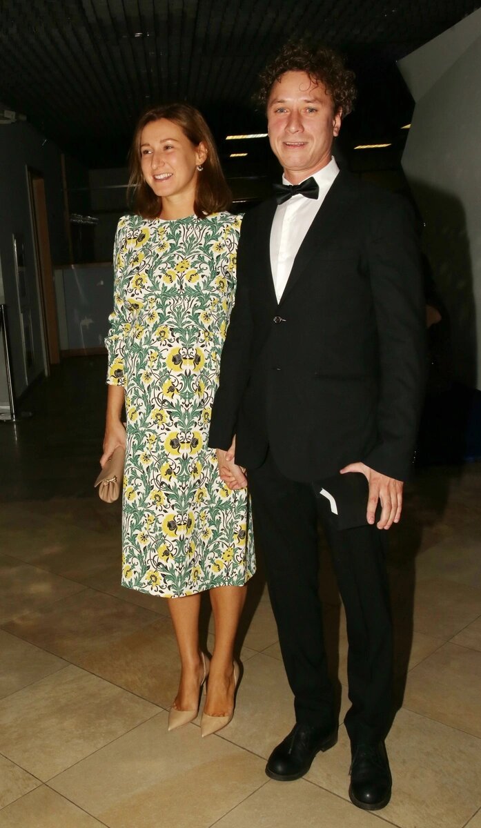 Александр Яценко с супругой Ксенией Ивановой.