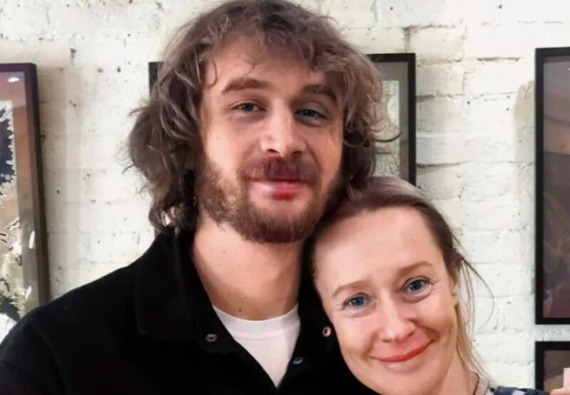 «Он давно врет сам себе!»: 49-летняя звезда родила первенца, а другая ждала 20 лет брака : 10 актрис, которые нашли настоящую любовь и доказали, что счастье не имеет возраста или сценария