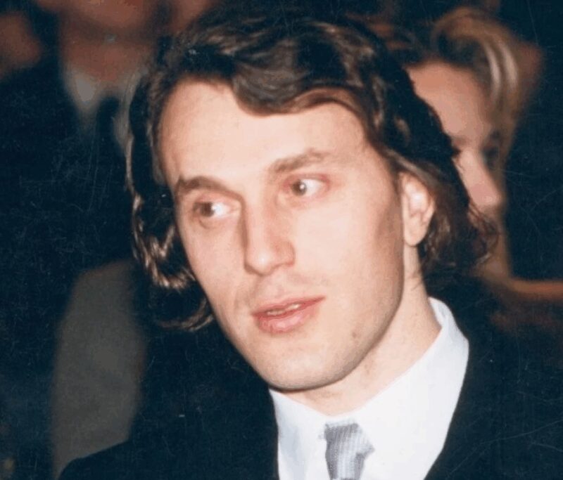 Молодой Руслан Байсаров, начинающий свой путь к успеху.