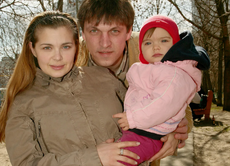 Ирина Пегова с бывшим мужем Дмитрием Орловым и дочерью Татьяной.
