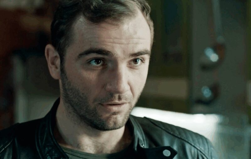 Максим Стоянов в кадре: актёр, чьё имя иногда связывают с известным однофамильцем.