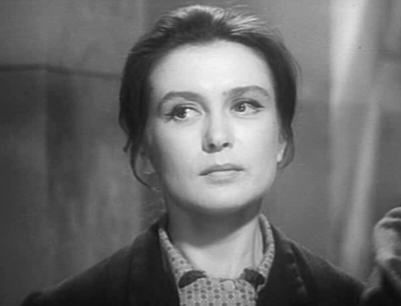 Возвращение на экран: Изольда Извицкая в сериале «Вызываем огонь на себя».