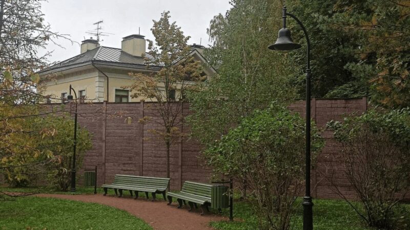 «Не для показухи»: как выглядит особняк Татьяны Бакальчук, самой богатой женщины России, в элитном посёлке