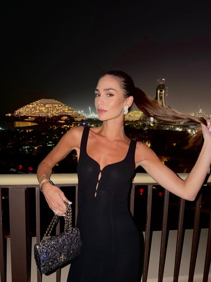 Анастасия с сыновьями Сергеем и Ильёй.