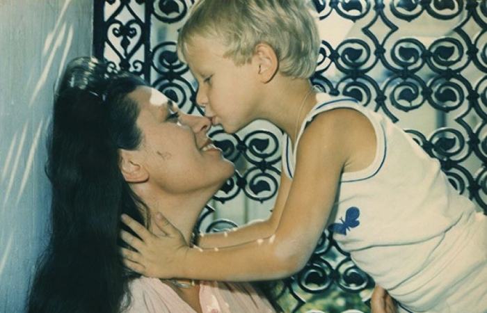 За «хрустальным голосом» скрывалась драма: 20 лет одиночества в браке и сын, назвавший творчество «балаганом»