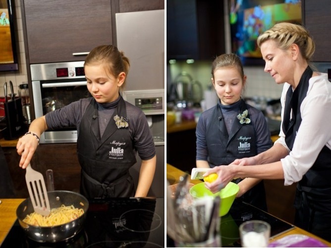 Машенька — светлая девочка, полная жизни и обаяния.