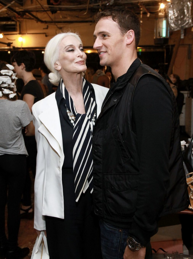 С пловцом Райаном Лохте, 2012