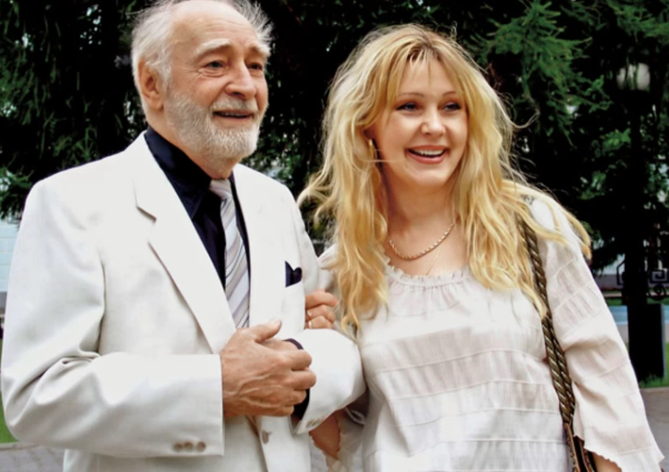 Отец и дочь: Анна была единственной радостью Вячеслава Васильевича.