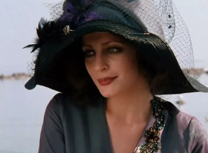 Актриса Евгения Крюкова нашла своё счастье с бизнесменом Сергеем Гляделкиным.