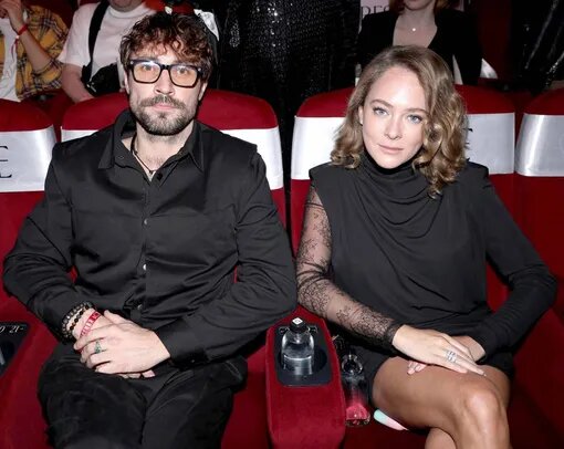 Первые шаги в актёрской профессии: Аглая Тарасова на съёмочной площадке.