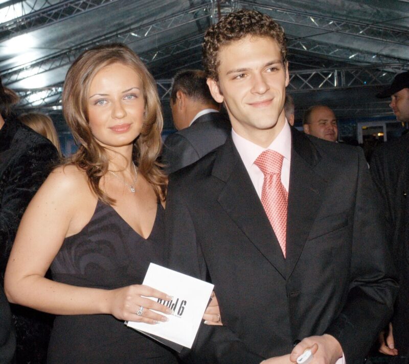 Первый брак Константина Крюкова с Евгенией Варшавской продлился всего полтора года.