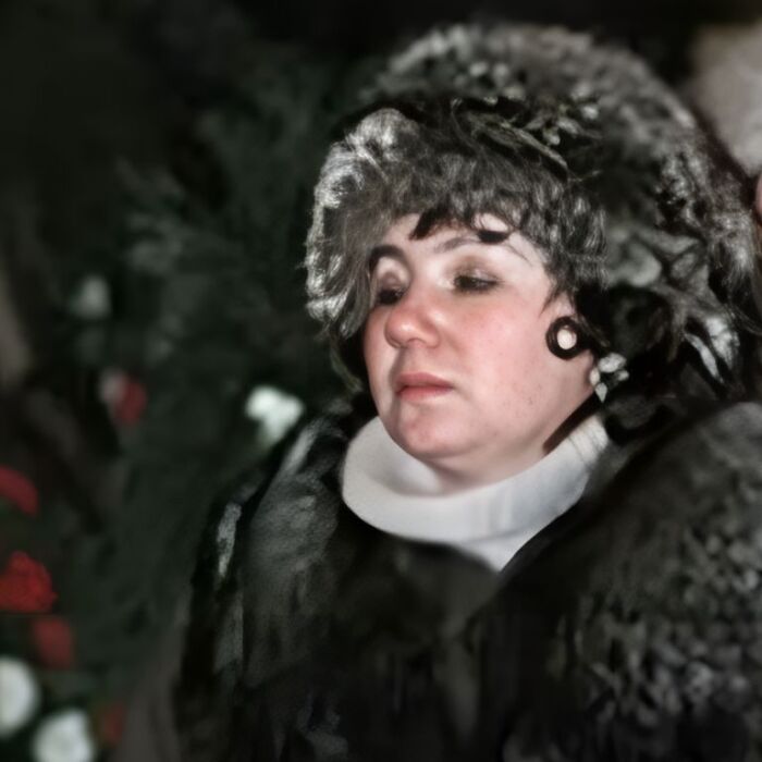 Она отдала ему 21 год, но услышала лишь: «Ты сильная, выживешь!» — как Собчак бросил первую жену, когда та умирала