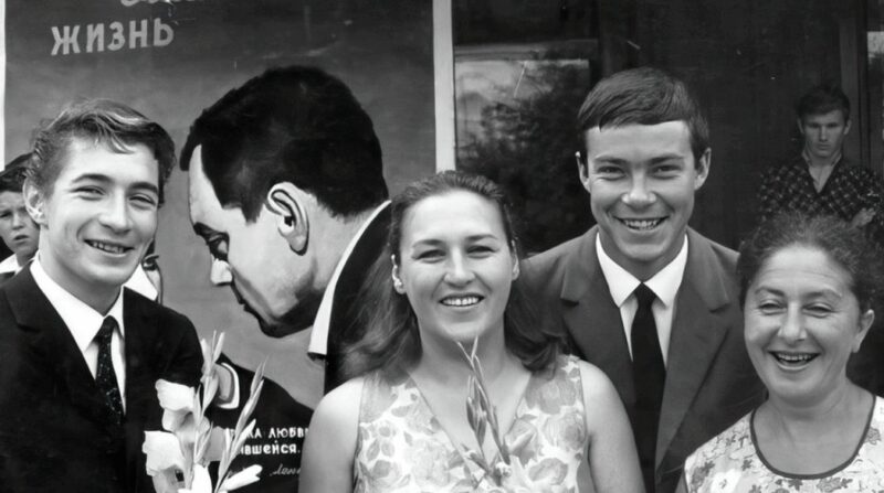 Юрий Каморный, младше Нонны на 19 лет, в её жизни