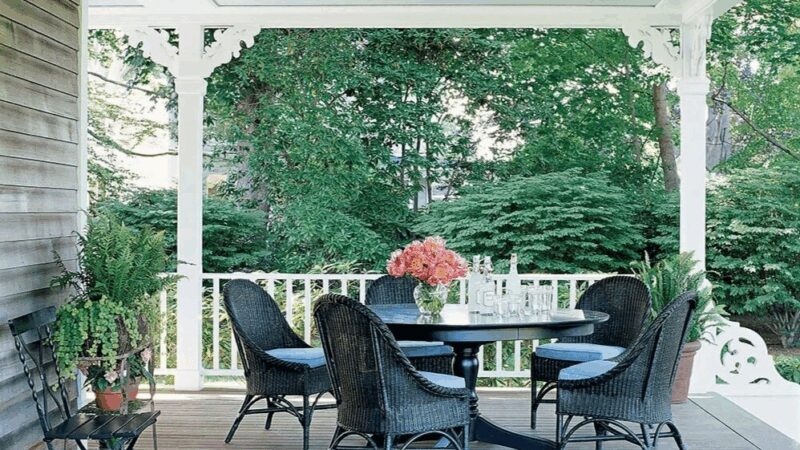 «Не просто дом, а целая философия»: как 58-летняя Сара Джессика Паркер воплотила мечту о тихой жизни у океана с мужем и сыном