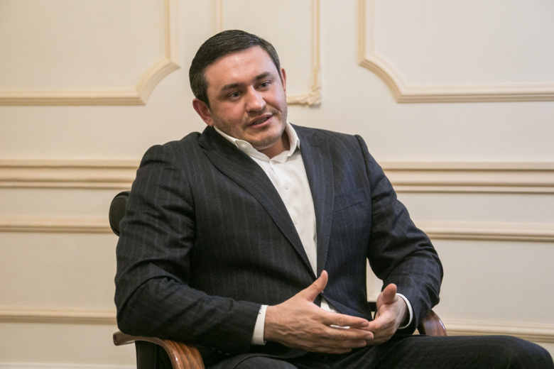 Виталий Бородин, общественник, выразивший недоумение по поводу происхождения денег.