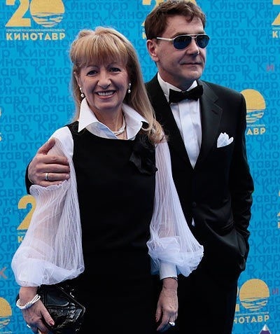 Вместе до конца: даже когда память угасает, любовь остаётся.