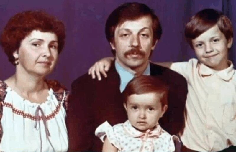 Андрей Губин в детстве: семья, которая казалась крепкой.