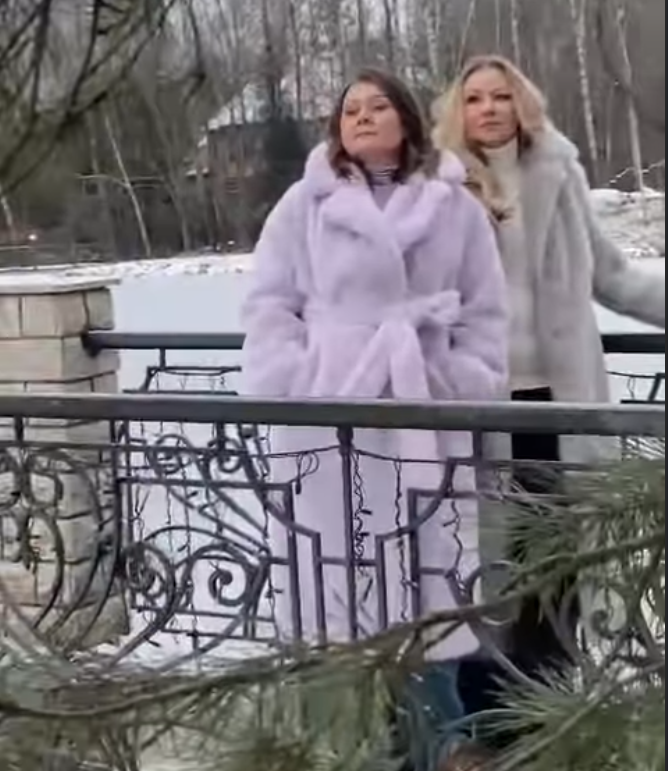 Тяжёлые утраты сплотили сестёр ещё сильнее, показав ценность родственных связей.