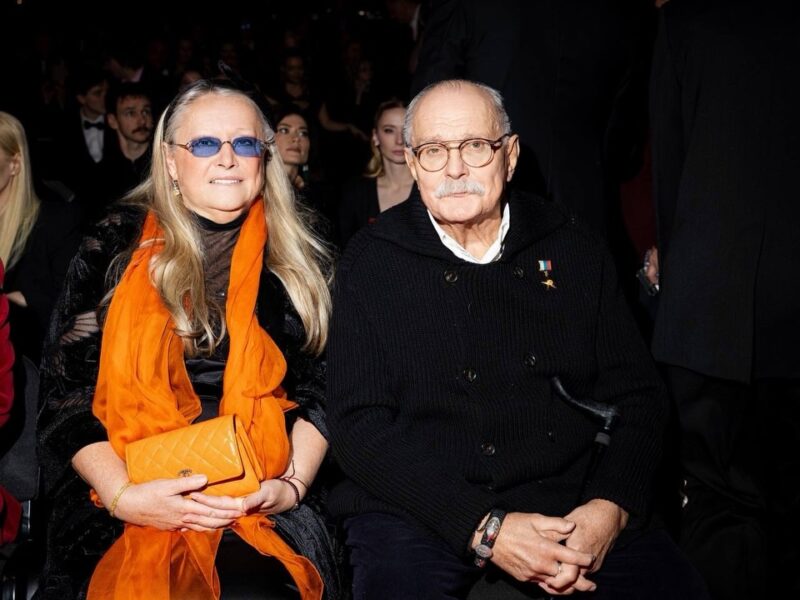 Она отказалась от мечты и пережила слухи о предательстве: как Татьяна Михалкова 79 лет хранит брак с Никитой Сергеевичем