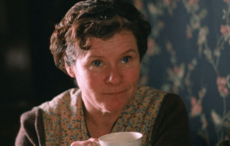 Имельда Стоун, британская актриса с богатой карьерой.