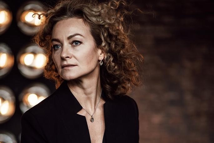 Супруги вместе уже два десятилетия, пройдя через множество испытаний.