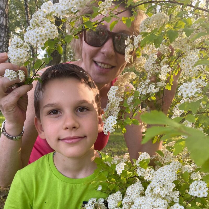 Семейное фото: Юлия Рутберг с сыном и внуками.