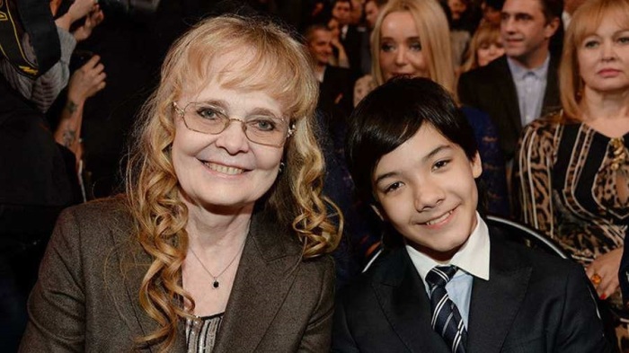 Счастье в 56, а потом...: Как 75-летняя Наталия Белохвостикова пережила суды на 30 млн и долги, но нашла утешение в сыне, который «молился, чтобы Бог забрал его»