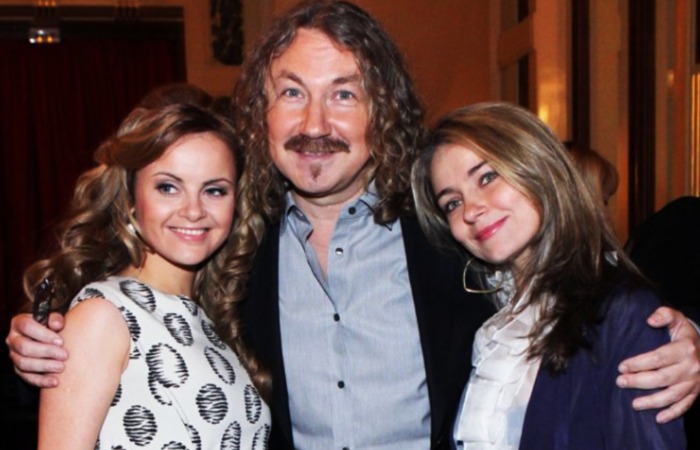 Бросил жену с 13-летней дочерью ради 16-летней: «Одиночество тяжелее разлуки» — как сложилась судьба старшей наследницы Игоря Николаева, которая в 50 лет так и не стала мамой