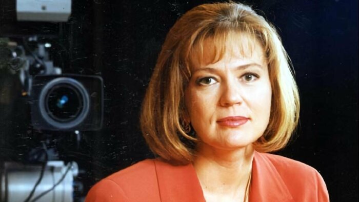 Одиночество в эфире: Как "железная леди" ТВ в 46 лет обрела «самую важную программу» в жизни, усыновив дочь и отказавшись от славы