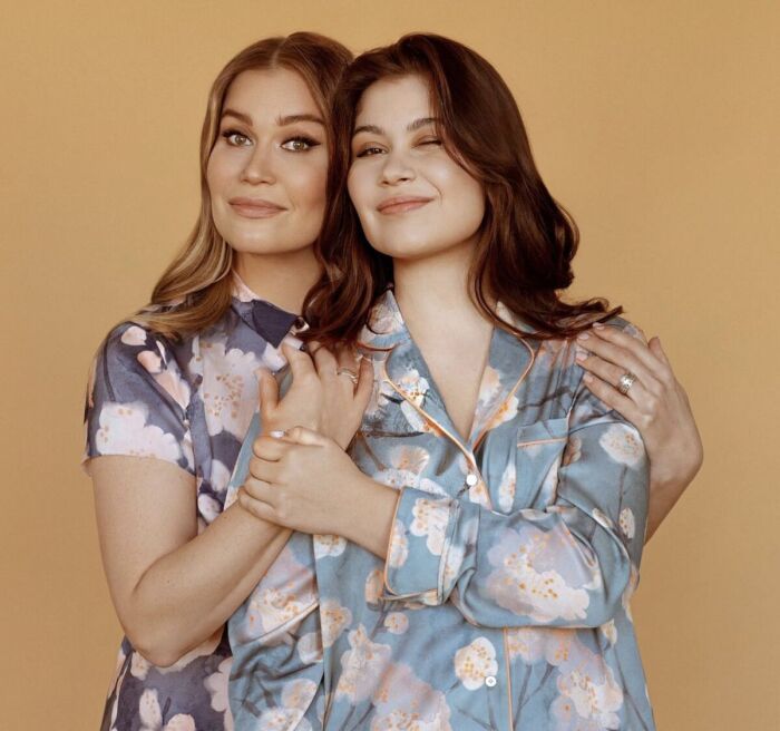 «Актриса на вырост»: 45-летняя Кристина Бабушкина, пережив инвалидное кресло и скандал с мужем, обрела главное счастье в дочери