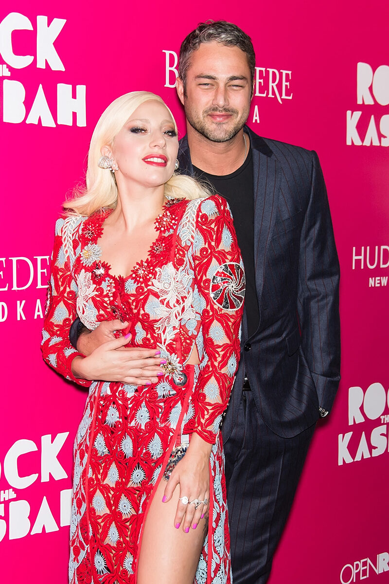 «Мое сердце разбито уже в третий раз»: как 40-летняя поп-дива пережила насилие и обман, чтобы обрести истинную любовь