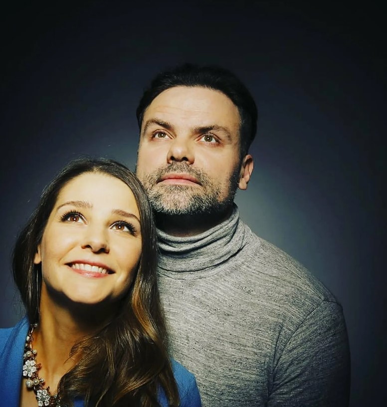 «Он давно врет сам себе!»: 49-летняя звезда родила первенца, а другая ждала 20 лет брака : 10 актрис, которые нашли настоящую любовь и доказали, что счастье не имеет возраста или сценария