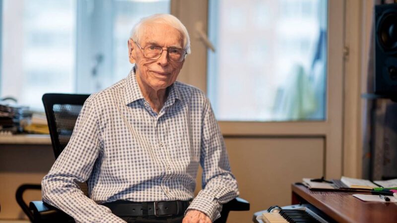 Маэстро Александр Зацепин в начале своего творческого пути.