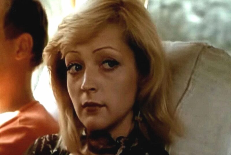 Тень знаменитой фамилии: Почему дочь «советского Овода» ушла в 45 лет, а внучка осталась без дома