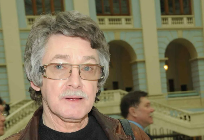 Игорь Старыгин в роли Арамиса.