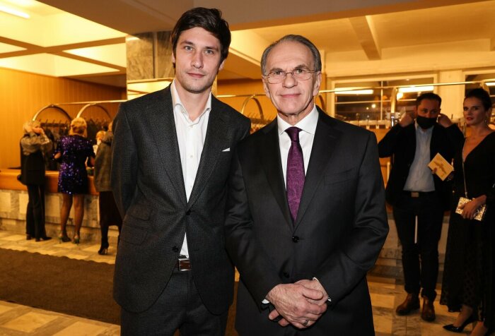 Золотые ключи или тяжелая ноша? : Как Павел Табаков потерял театр в 22 года, а Кирилл Нагиев «ненавидел» отца