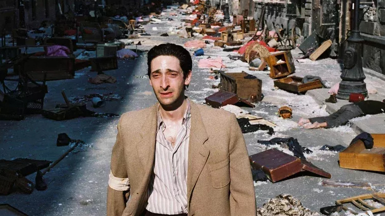 Цена триумфа: как Джокер «забрал» 28-летнего Хита Леджера, а другие звезды теряли 30 кг и «сходили с ума» ради роли