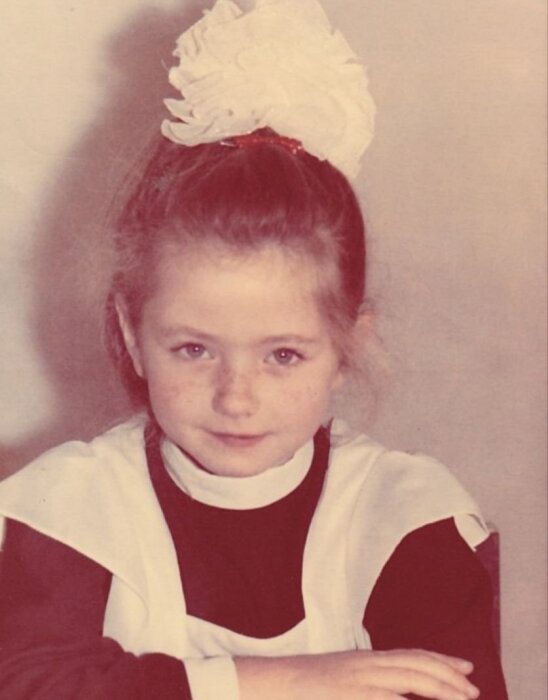 Едва не погибла от голода и пережила предательство: Лена Катина из t.A.T.u. спустя 20 лет «учится быть мамой»