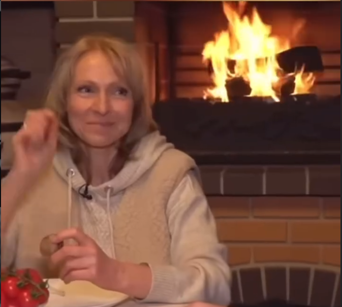 Домашняя выпечка – символ гостеприимства в её доме.