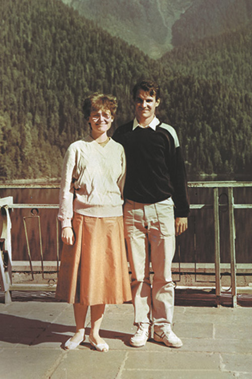 65 лет на страже здоровья, но «мой ребенок — идиот»: Как Елена Малышева стала «главным телеврачом» страны, но так и не убедила хейтеров в своей правоте.