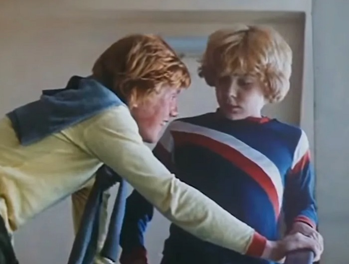 «Глянцевый журнал» на экране: как 12-летний Сыроежкин из «Электроника» носил дефицитные водолазки и джинсы с «греховными» стрелками, став иконой стиля 70-х