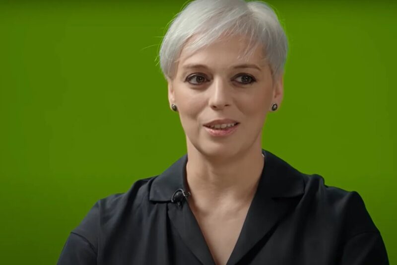 Нелли Уварова на пике своей телевизионной славы.