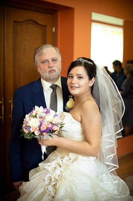 «Ходячая энциклопедия»: Как 60-летний знаток «Что? Где? Когда?» лишился всего ради любви к 24-летней