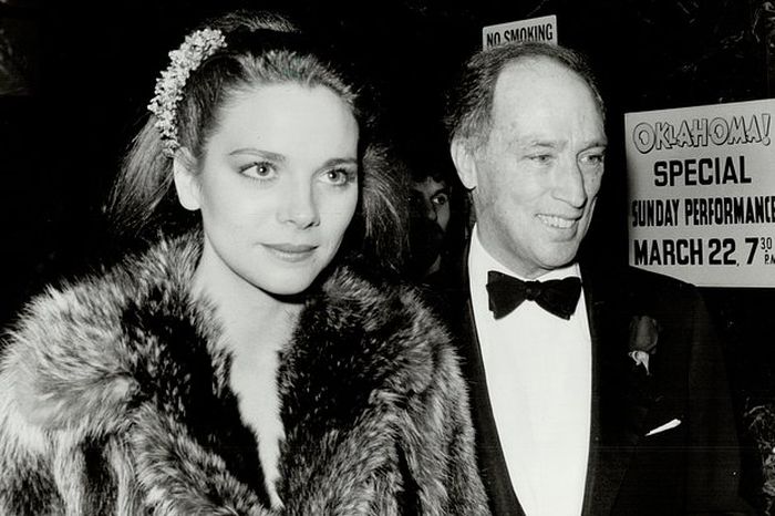 Отказ от материнства и три развода, но в 69 лет она тайно вышла замуж: «Я чувствую себя необычайно счастливой», — призналась Ким Кэттролл