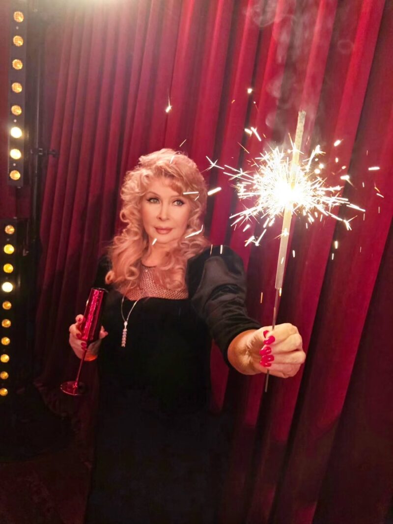 Мать Инны Михайловой